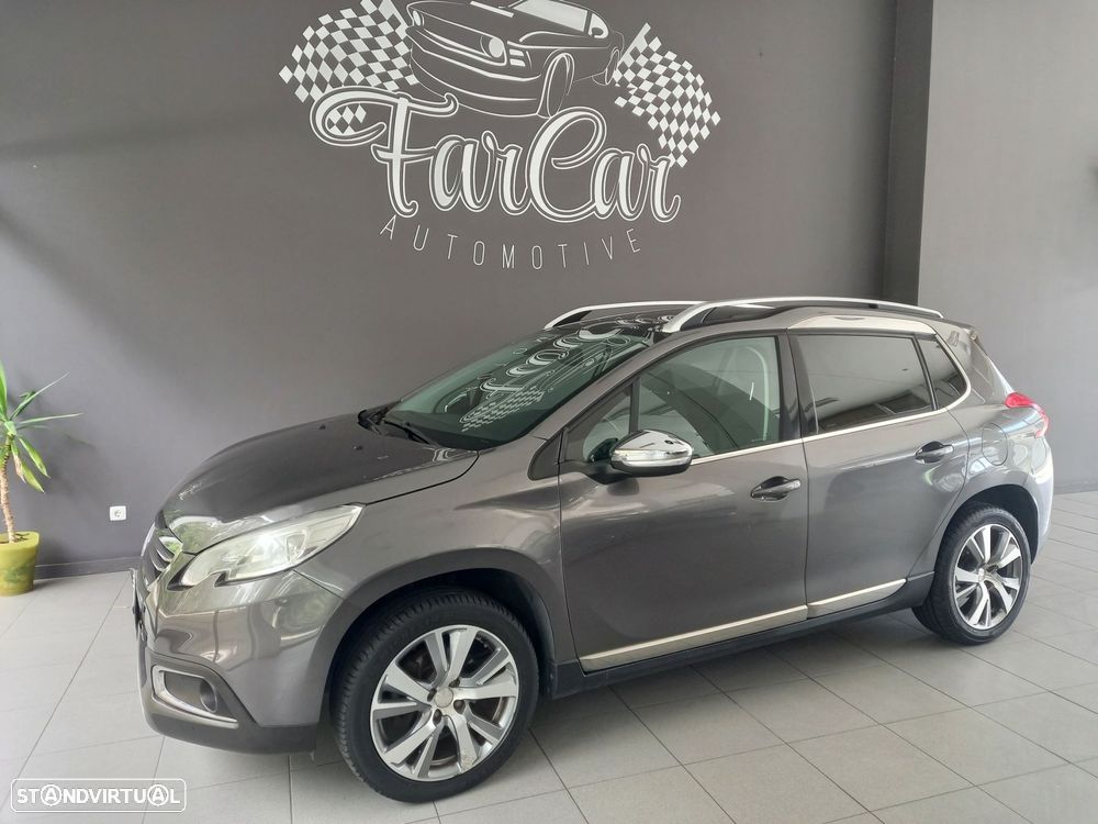 Peugeot 2008 1.2 PureTech Allure - 1