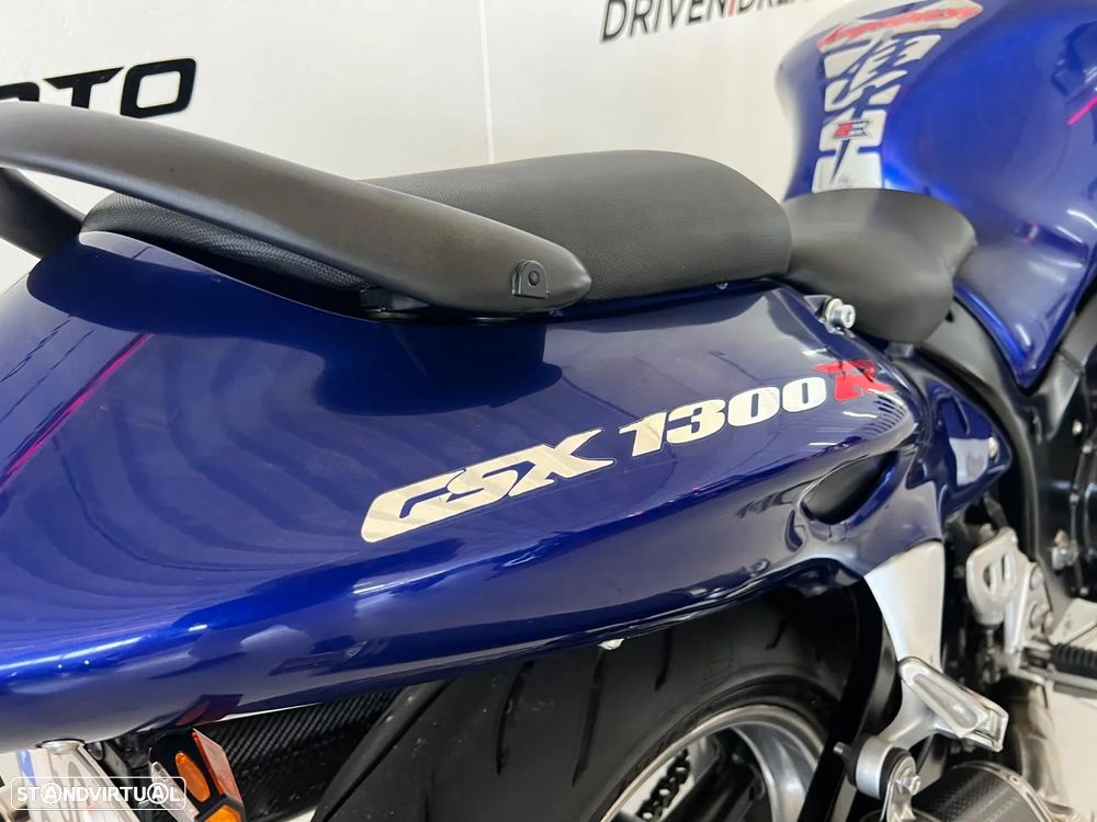 Suzuki Hayabusa GSX-R 1300 - 15