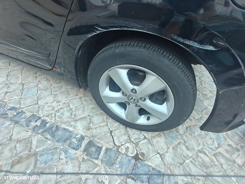 Honda FR-V - 7