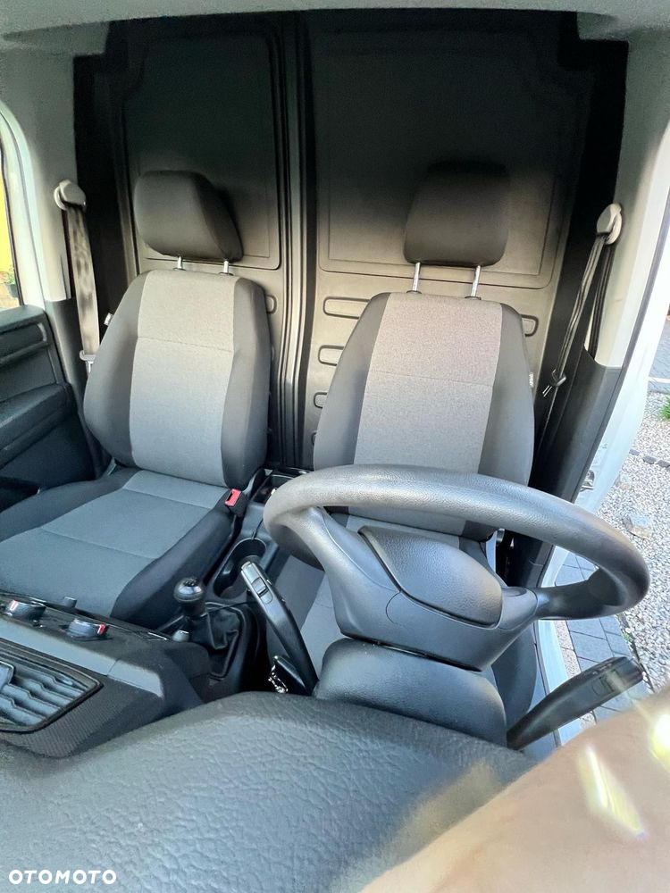 Volkswagen Caddy - 12