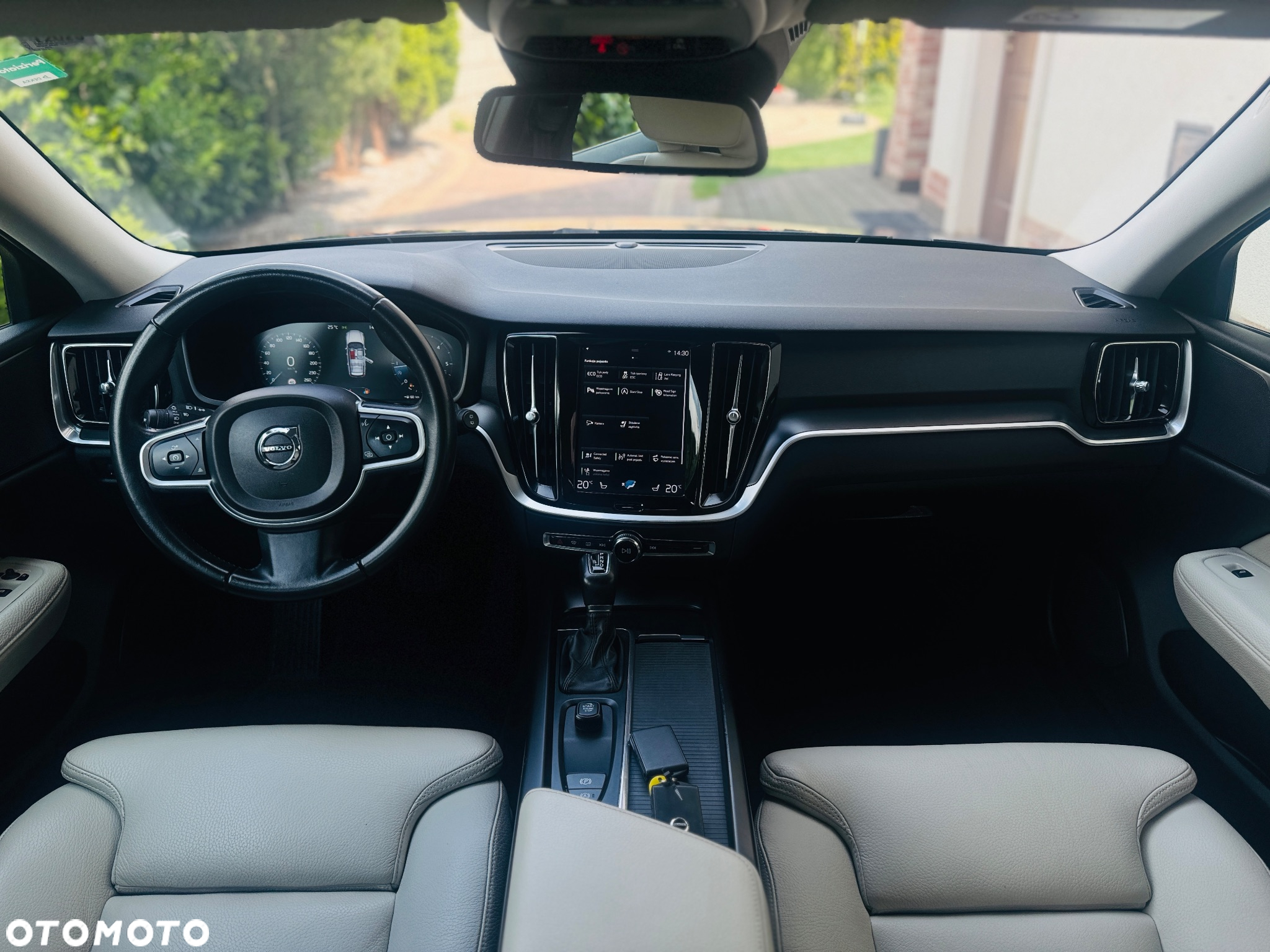 Volvo V60 D3 Geartronic Momentum Pro - 14