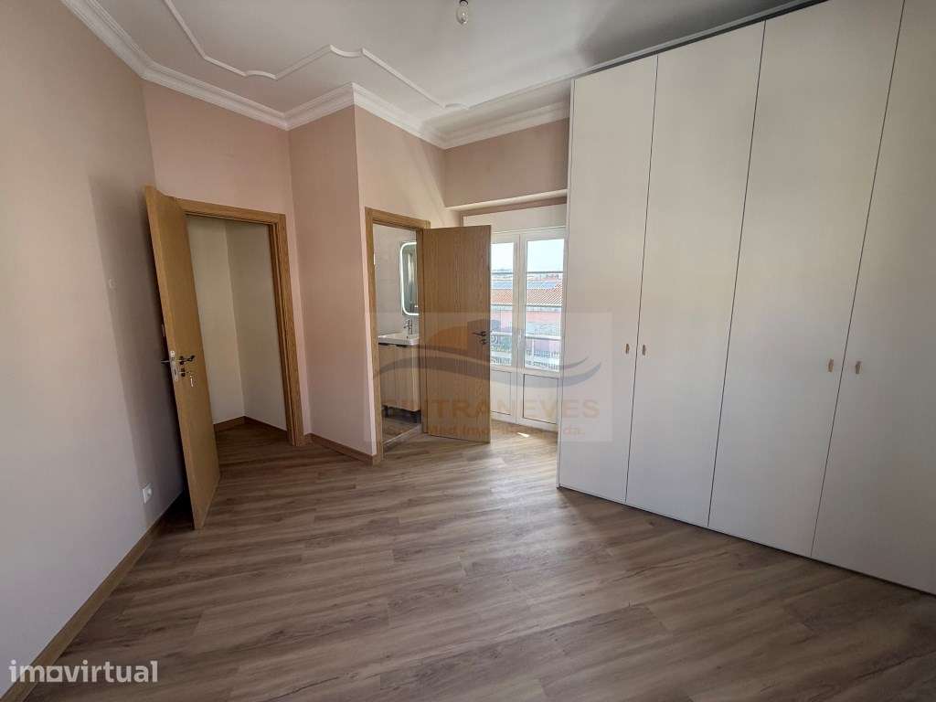 T2 com quintal de 93mts2 todo remodelado - Grande imagem: 5/24