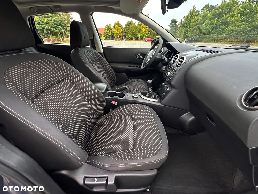 Nissan Qashqai 2.0 4x4 Acenta - 24