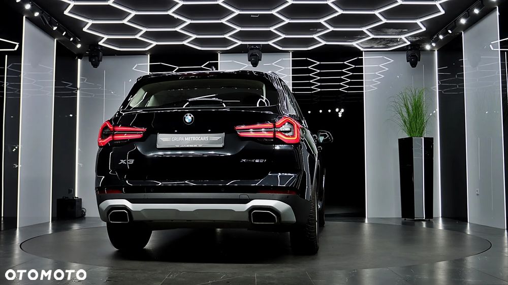 BMW X3 xDrive20i Luxury Line - 7