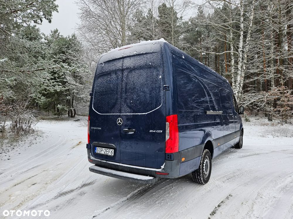 Mercedes-Benz Sprinter - 7