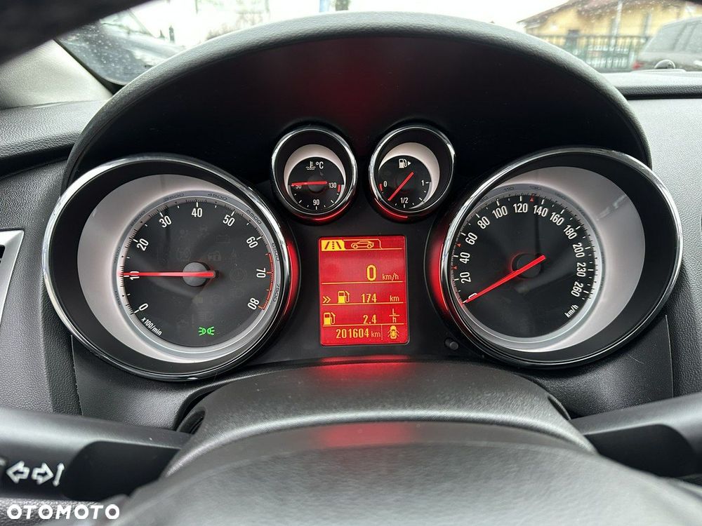 Opel Astra - 9