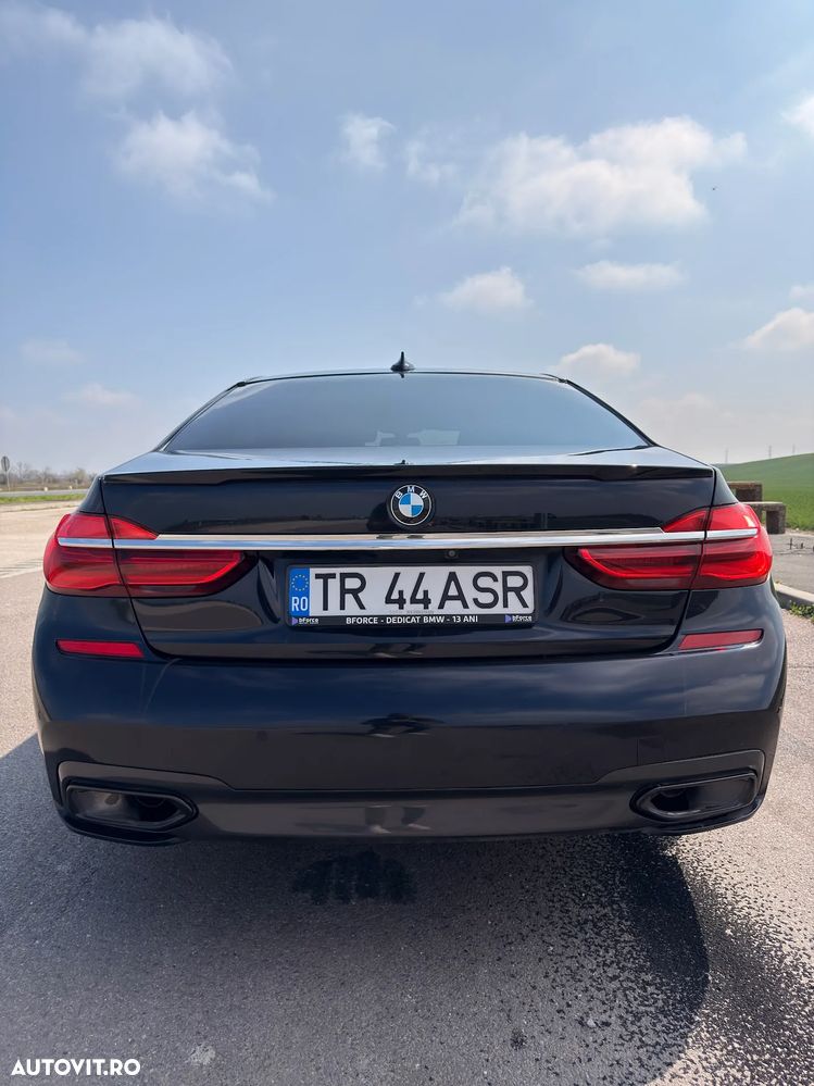 BMW Seria 7 740Le xDrive iPerformance - 3