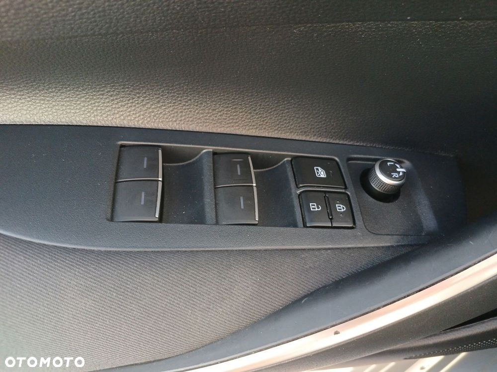 Toyota Corolla - 18