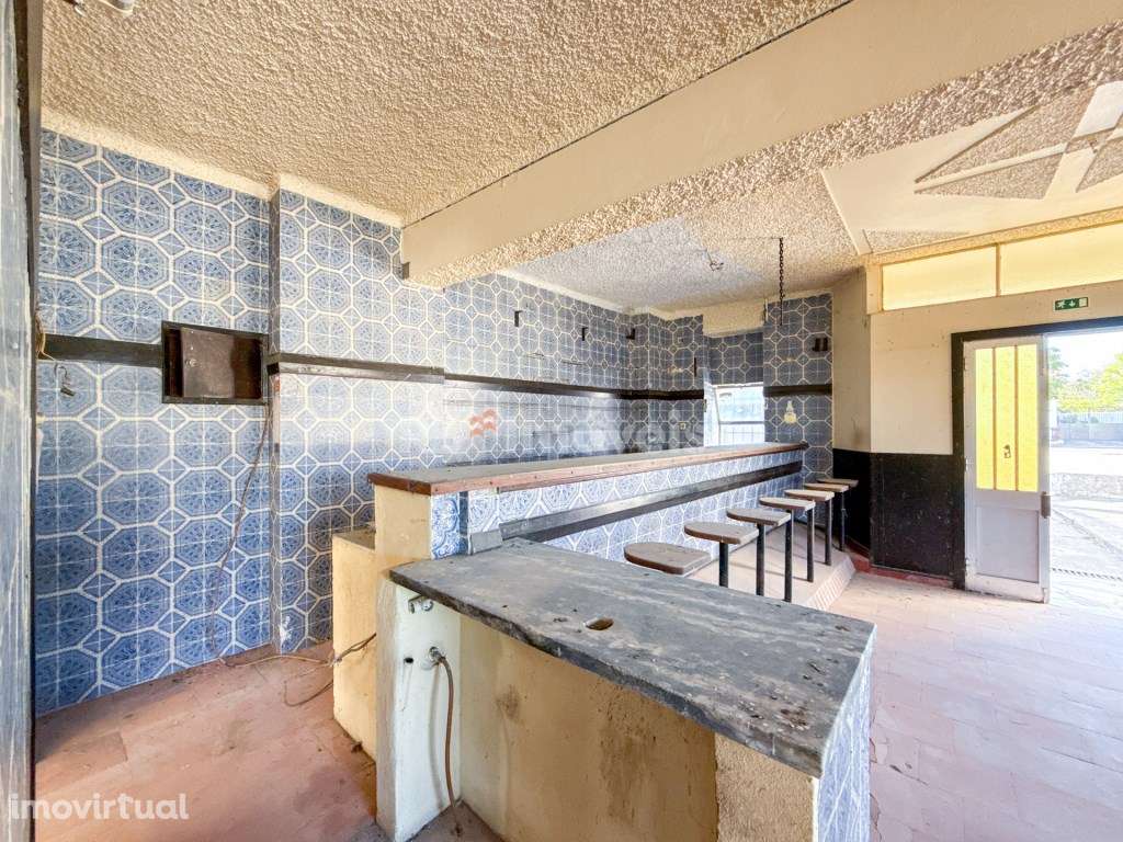 Café com estacionamento e terreno - Curvaceiras, Tomar - Grande imagem: 3/37