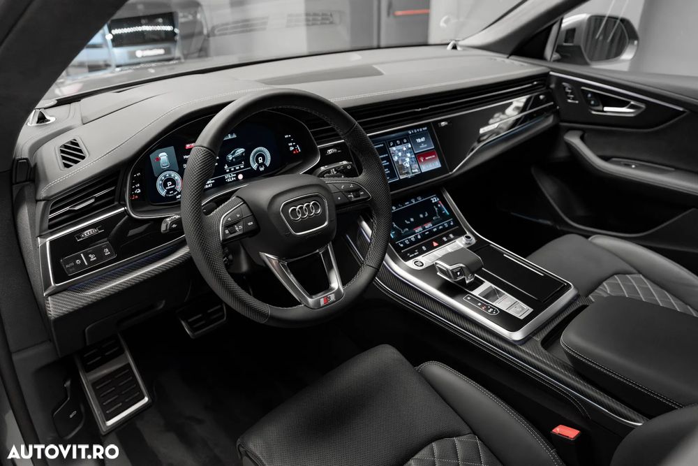 Audi Q8 55 TFSI e quattro Tiptronic PHEV - 13