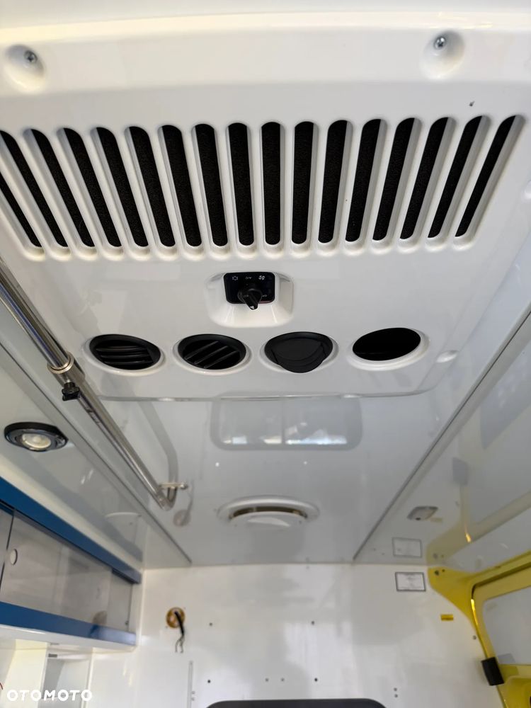 Mercedes-Benz Sprinter 319 CDI - 8