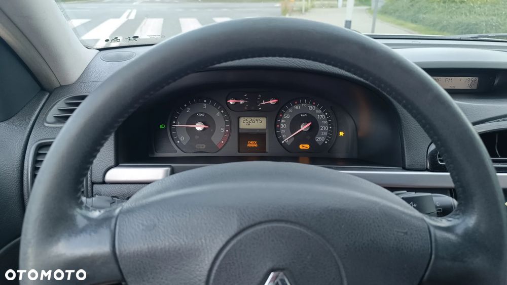Renault Laguna 1.9 dCi Expression - 7