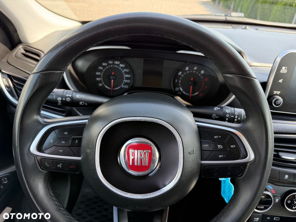 Fiat Tipo 1.4 T-Jet 16v Lounge EU6d - 14