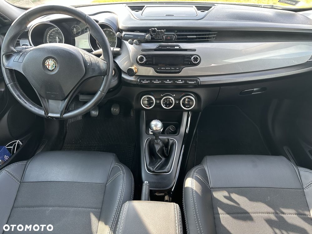 Alfa Romeo Giulietta - 5