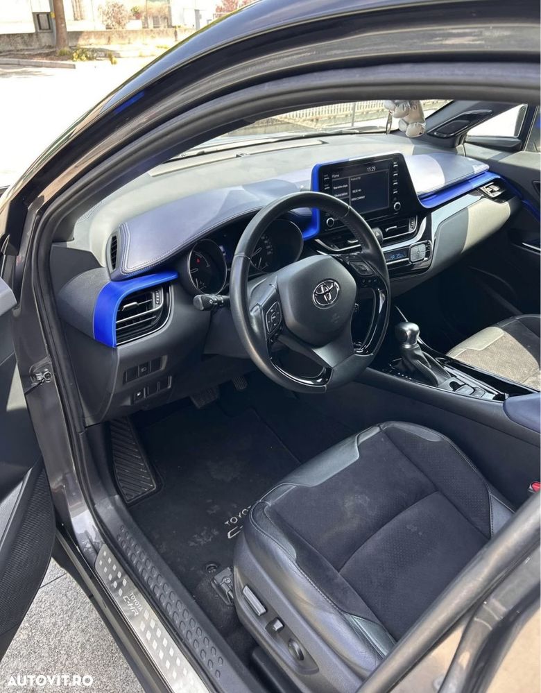 Toyota C-HR - 8