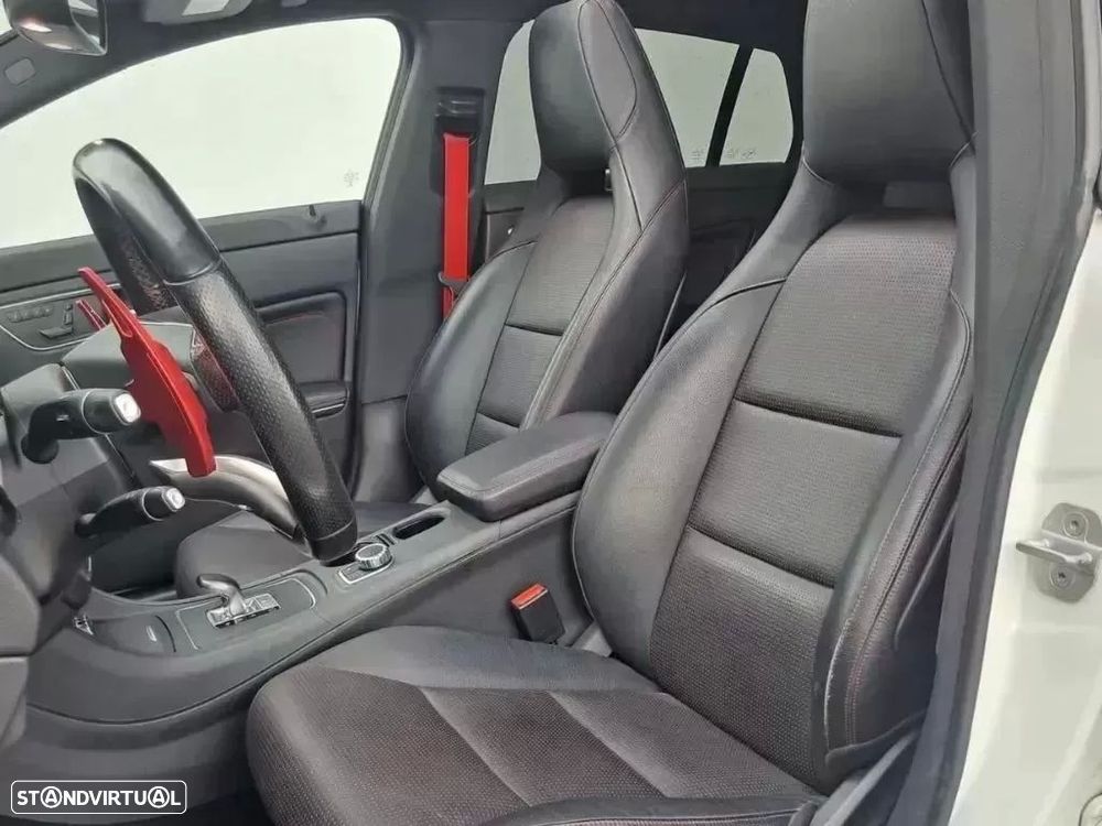 Mercedes-Benz CLA 45 AMG Shooting Brake 4-Matic - 20