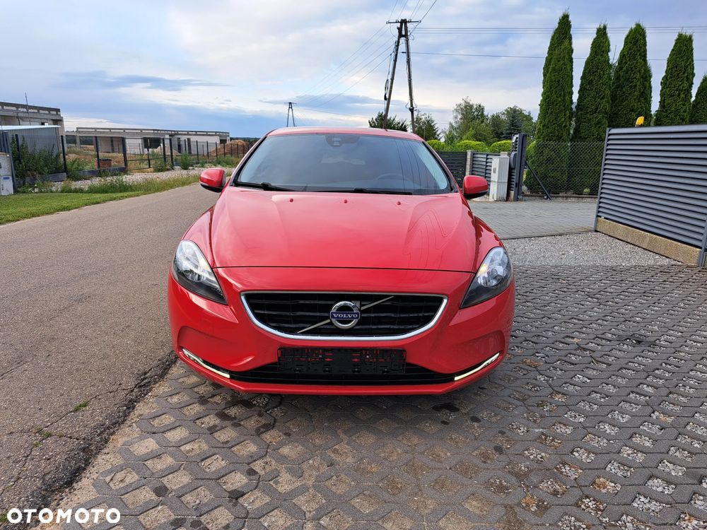 Volvo V40 D3 Momentum - 3