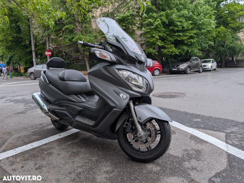 Suzuki AN 650 Burgman - 3