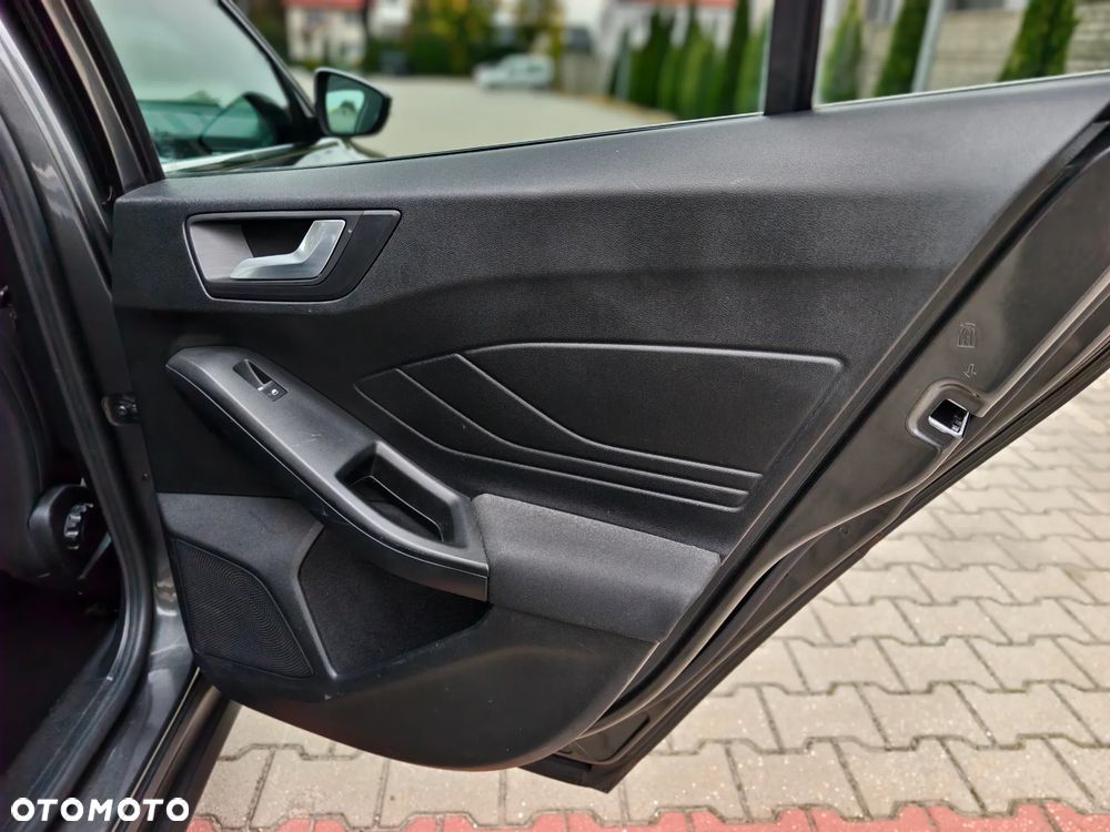 Ford Focus 1.5 EcoBoost STart-Stopp-System TITANIUM - 23