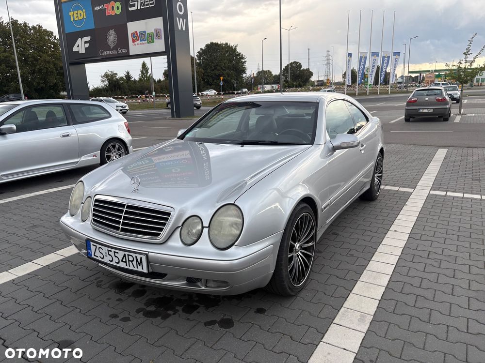 Mercedes-Benz CLK - 3
