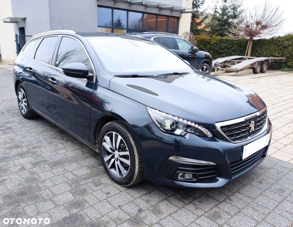 Peugeot 308 BlueHDi FAP 130 EAT8 Stop & Start Allure Pack - 1