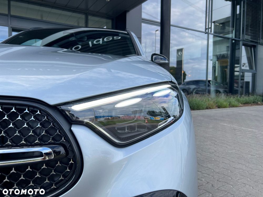 Mercedes-Benz GLC - 4