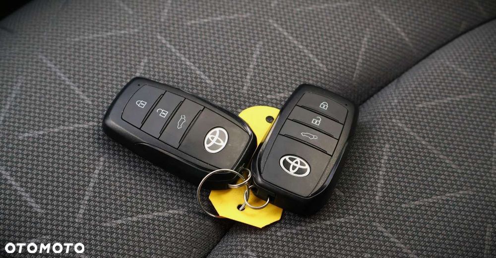 Toyota RAV4 - 37
