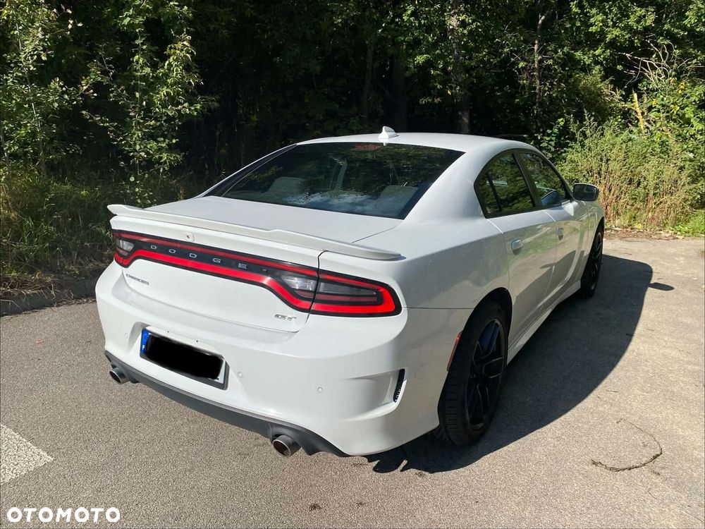 Dodge Charger - 4