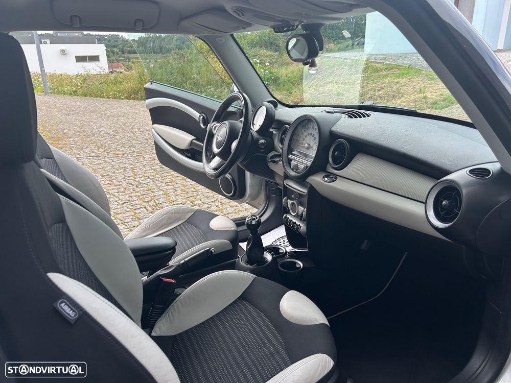 MINI 3 Portas Cooper D 50 Camden - 16