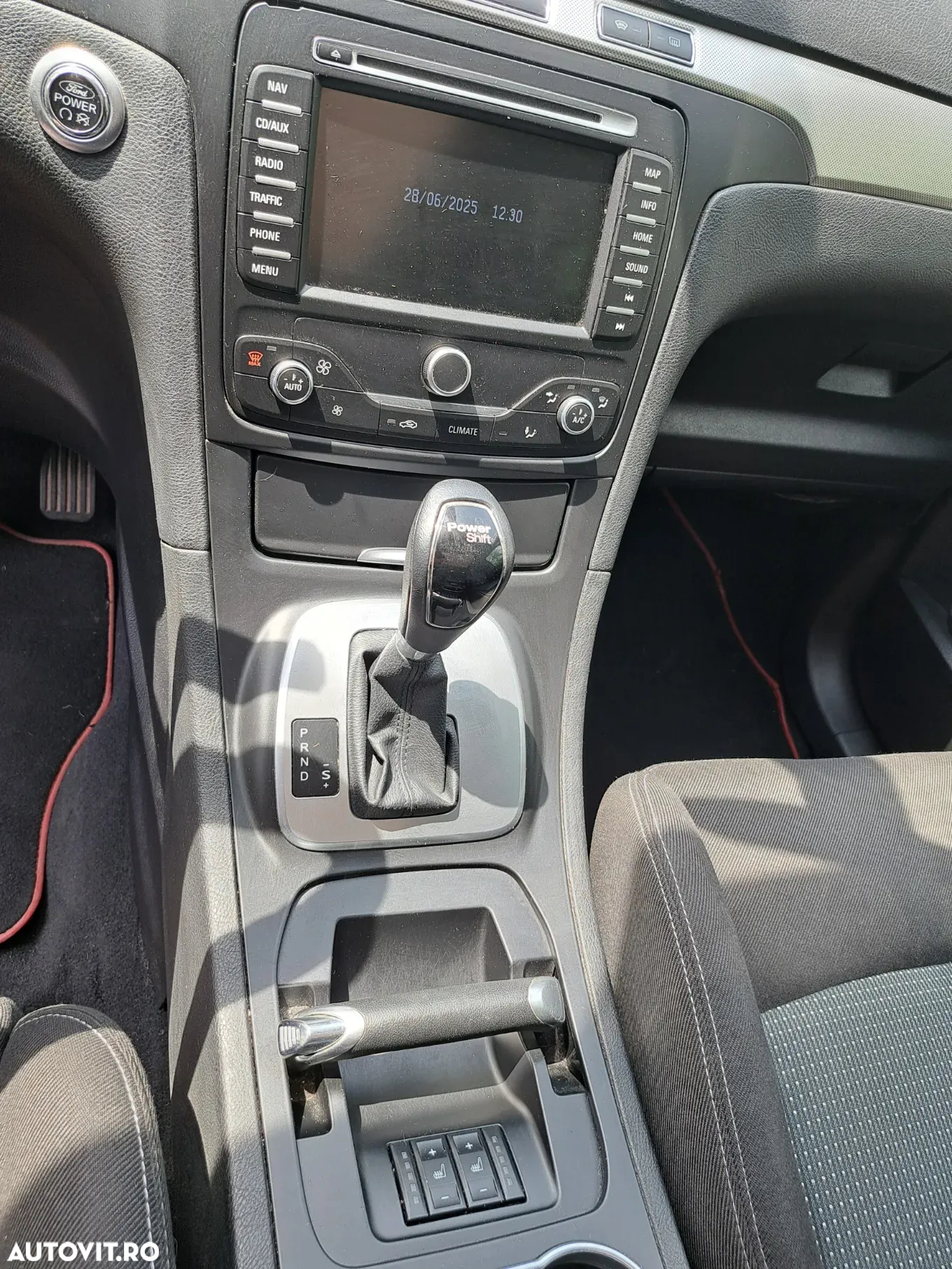 Ford S-Max 2.0 TDCi Powershift Titanium - 9