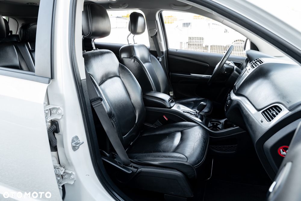 Fiat Freemont 2.0 Multijet 16V DPF Automatik Allrad Black Code - 25