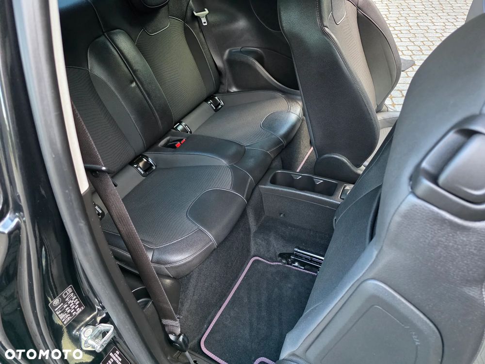 Opel Adam 1.2 Black Link - 17
