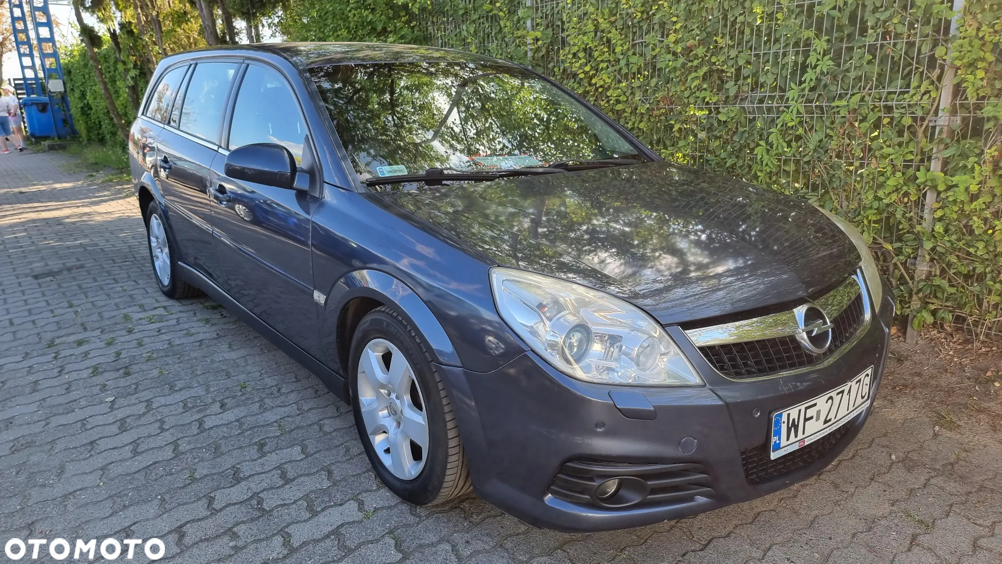 Opel Vectra 1.9 CDTI Cosmo ActiveSelect - 2