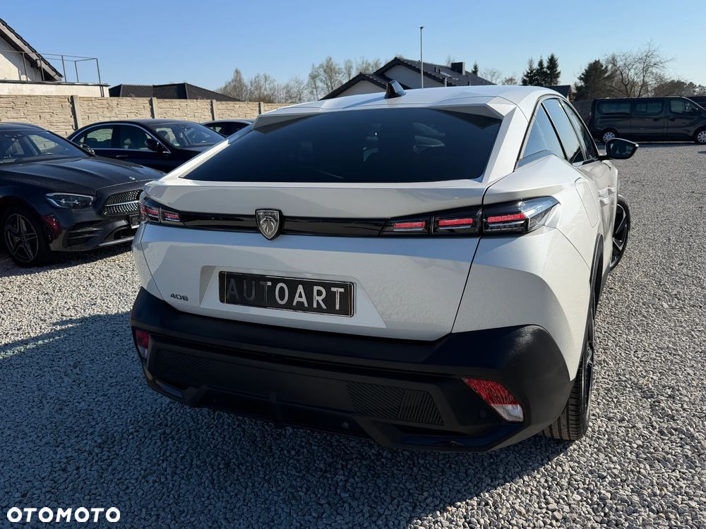 Peugeot 408 PureTech 130 EAT8 Allure - 16