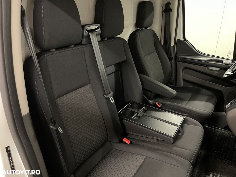 Ford Transit Custom - 8
