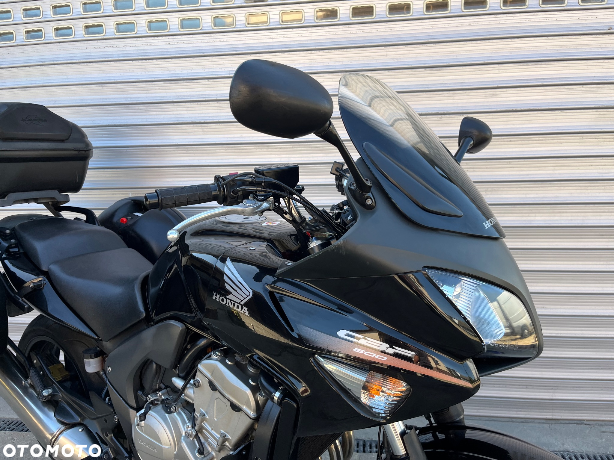 Honda CBF - 28