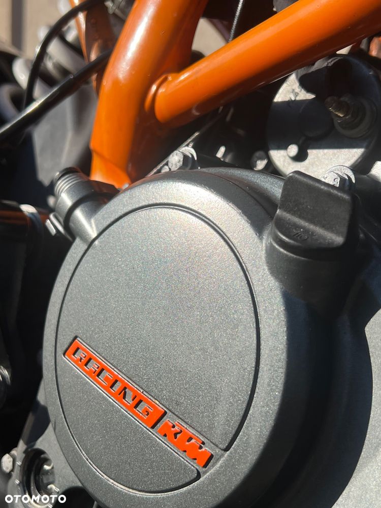 KTM RC 125 - 17