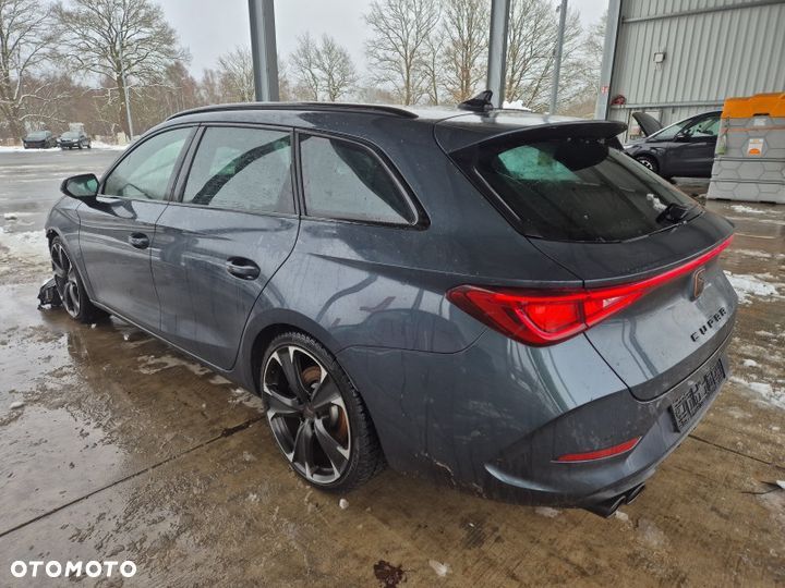 Cupra Leon Sportstourer 2.0 TSI DSG VZ - 2
