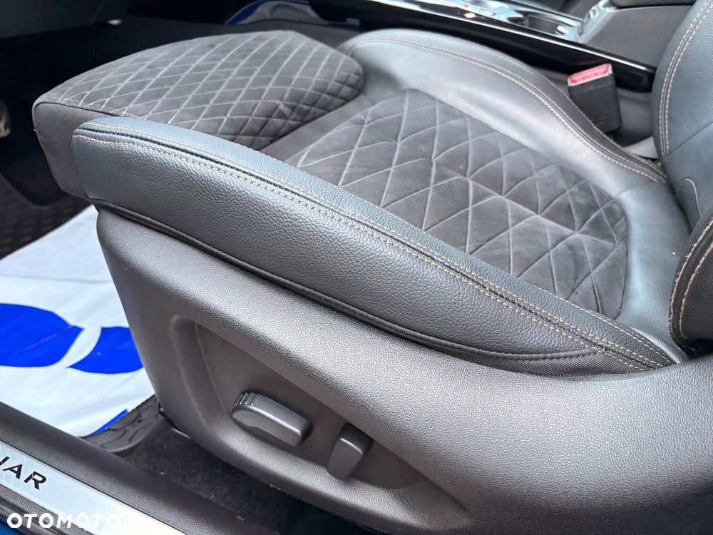 Renault Kadjar TCe 140 EDC GPF BLACK EDITION - 20