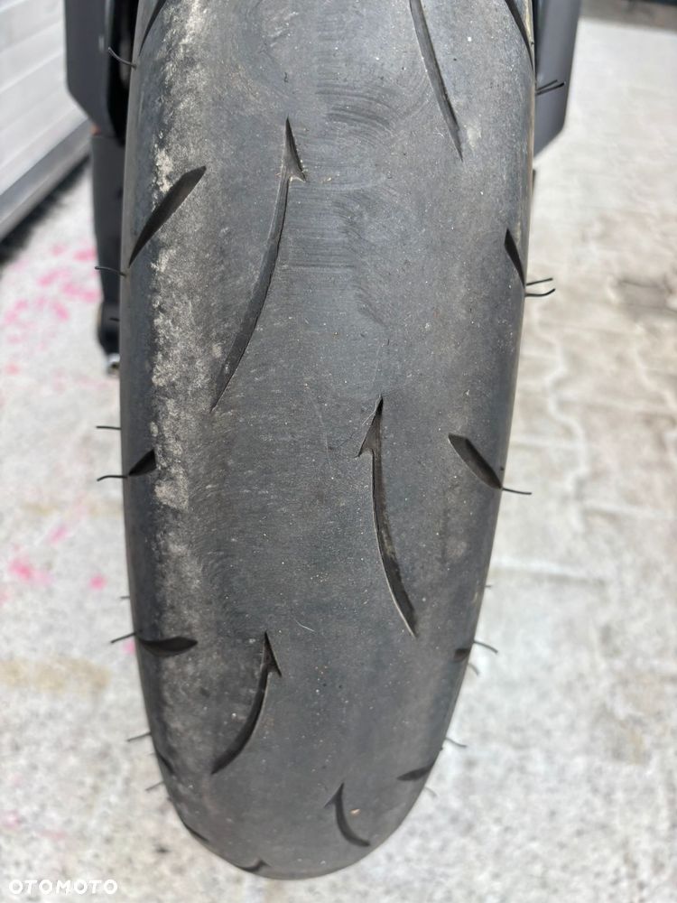 Triumph Speed Triple - 25