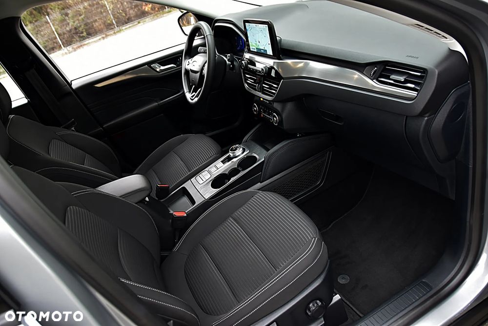 Ford Kuga 2.5 FHEV FWD Titanium - 20