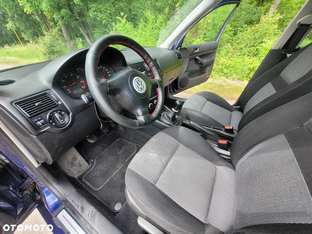 Volkswagen Golf - 14