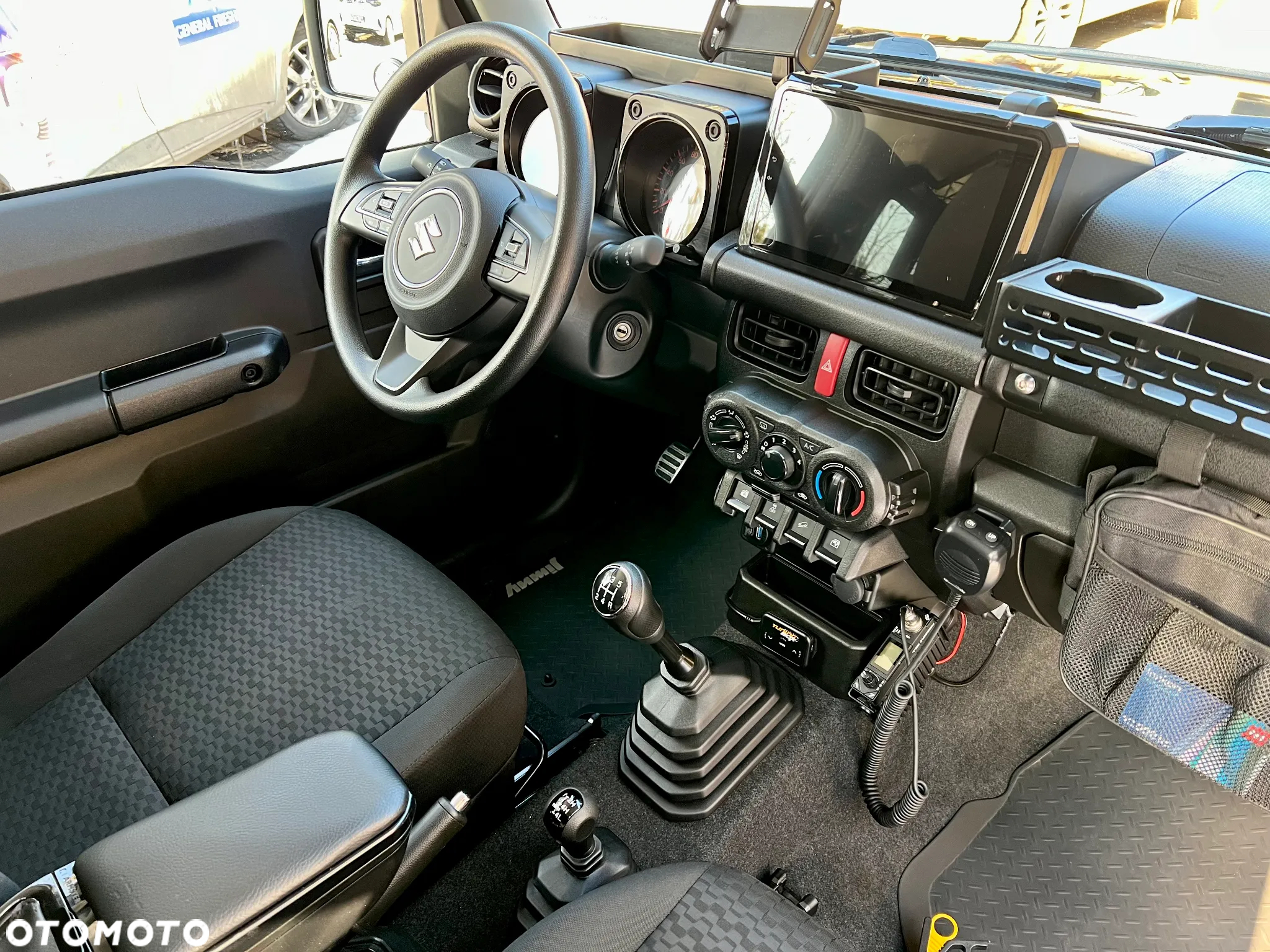 Suzuki Jimny - 11