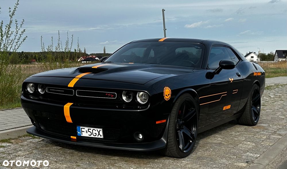 Dodge Challenger 5.7 R/T - 8