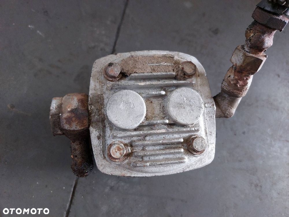 SPRĘŻARKA KOMPRESOR POWIETRZA STAR 200 - 4