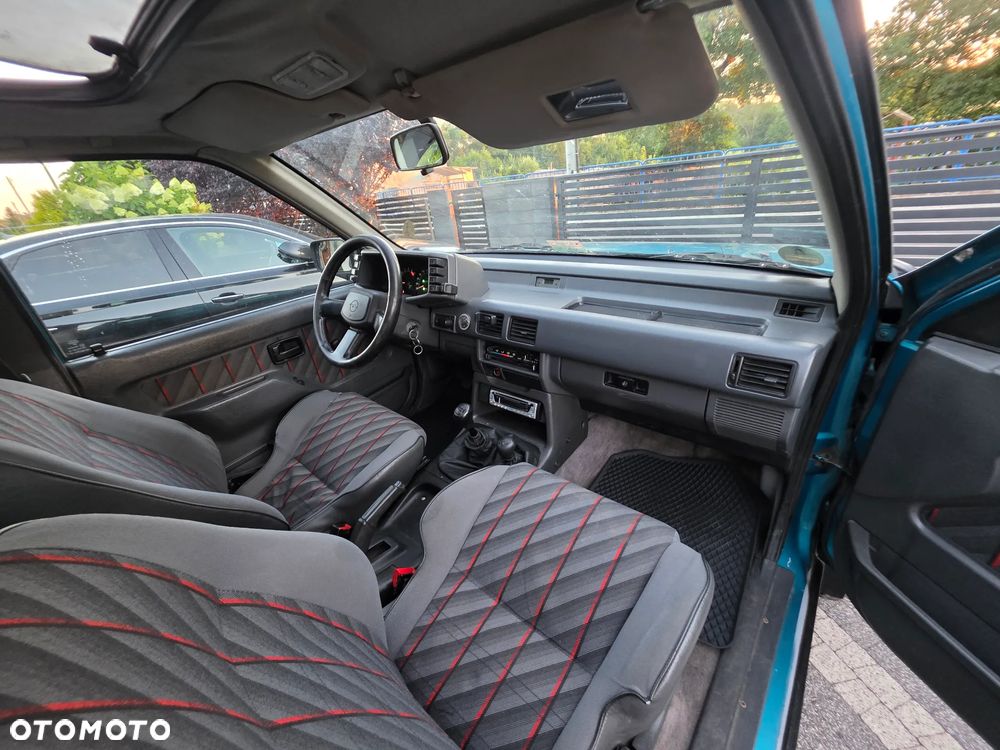 Opel Frontera 2.0 Sport - 23