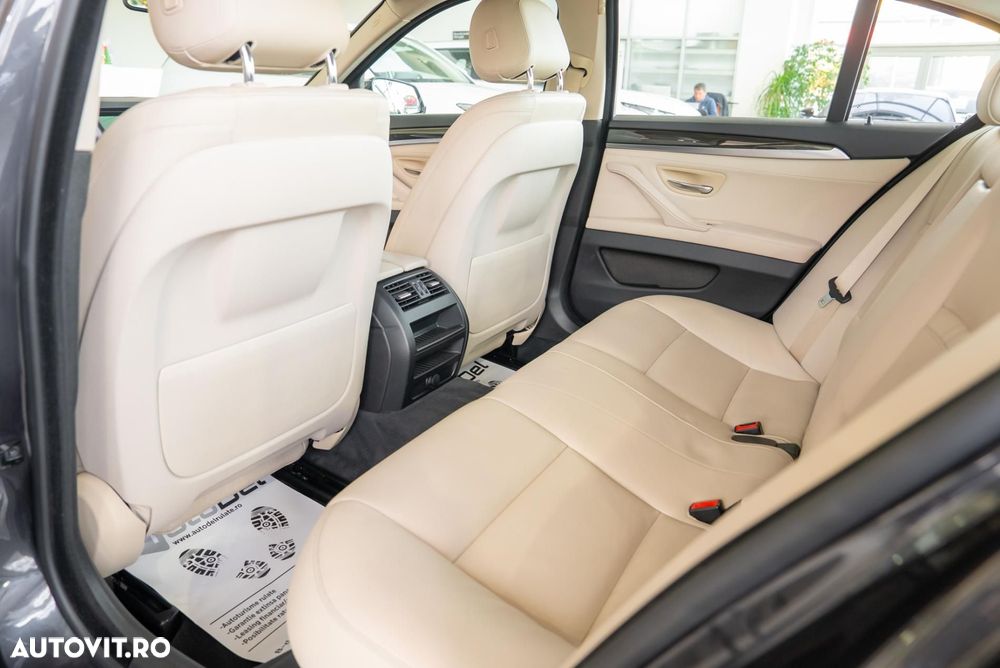 BMW Seria 5 520d Aut. Luxury Line - 21