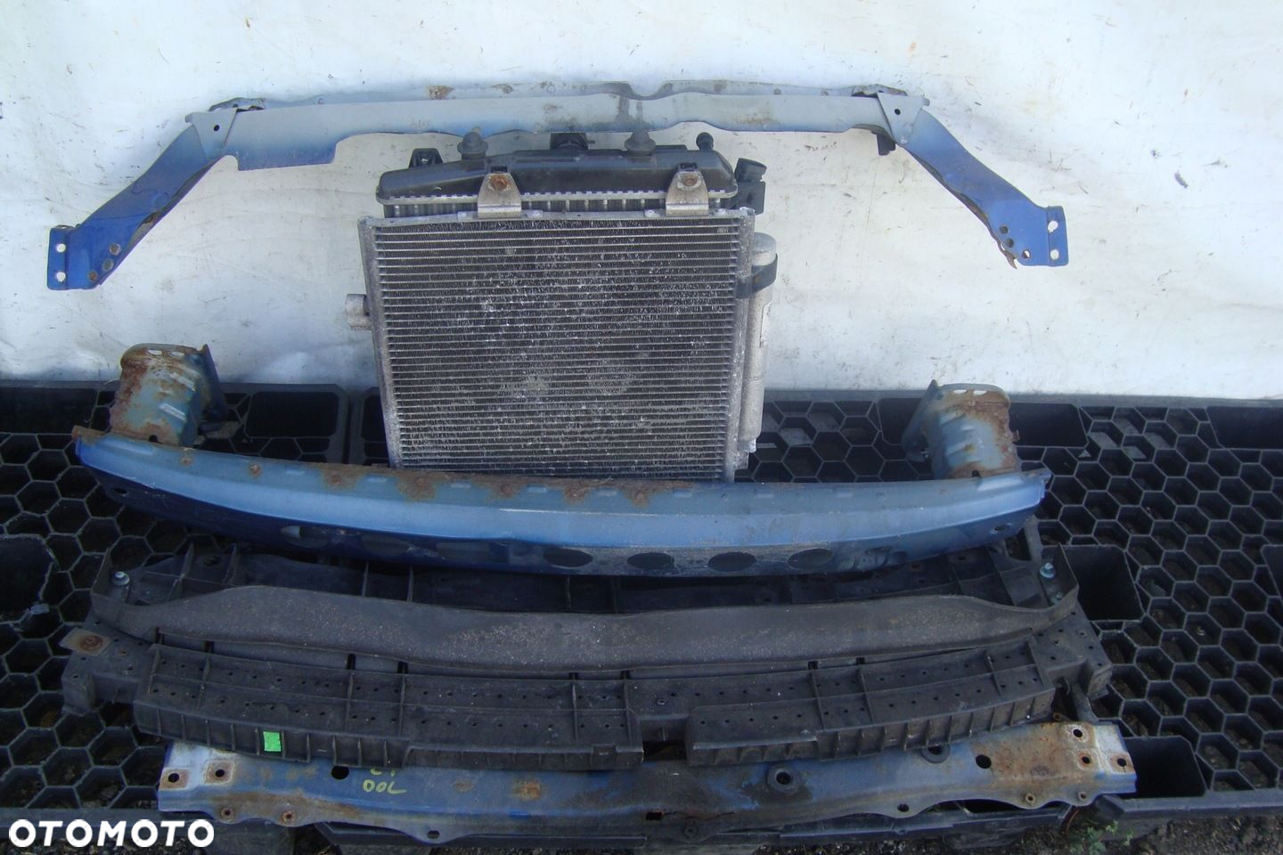 PAS CHŁODNICE WZMOCNIENIE BELKA 1,4 HDI CITROEN C1 AYGO 107 05-14 - 2