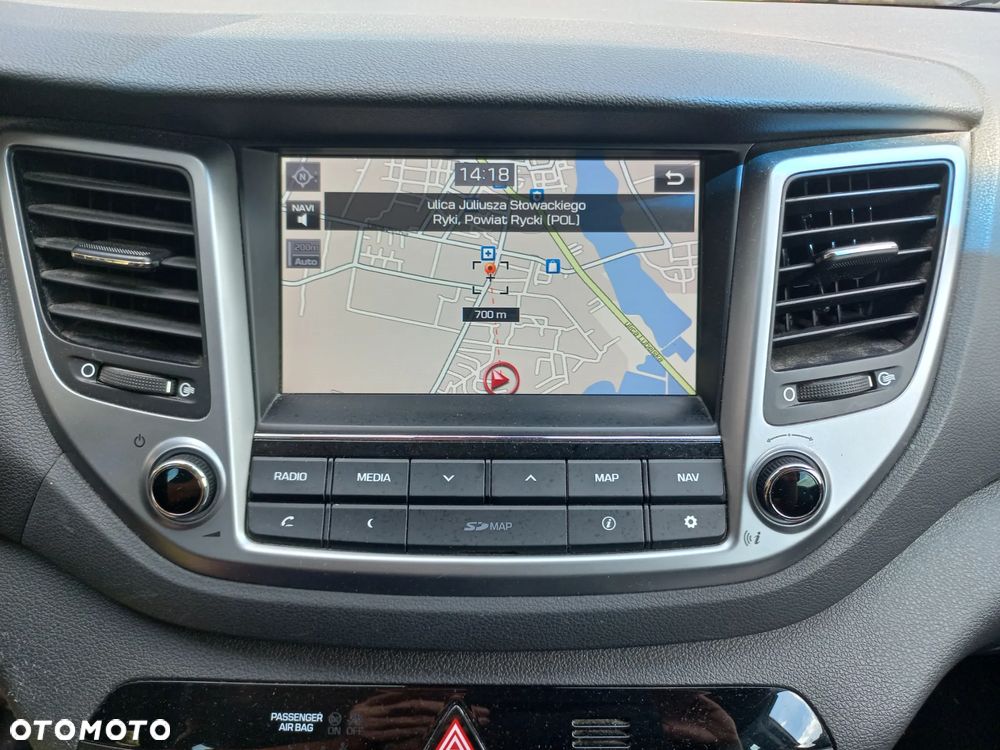 Hyundai Tucson blue 1.7 CRDi 2WD Style - 32