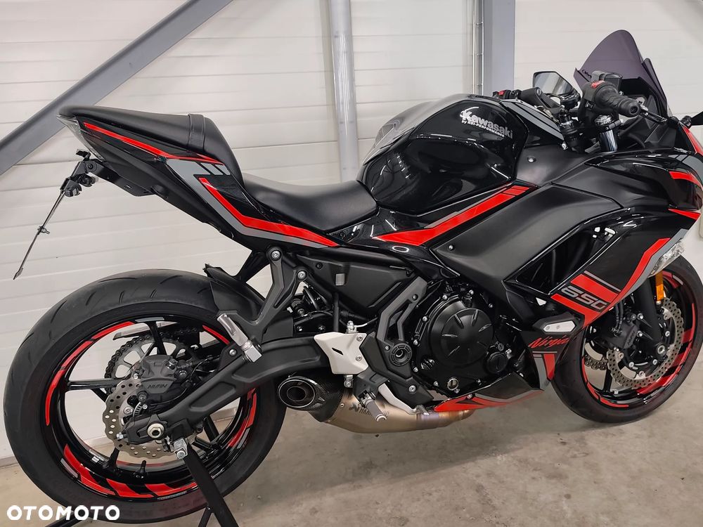 Kawasaki Ninja - 11